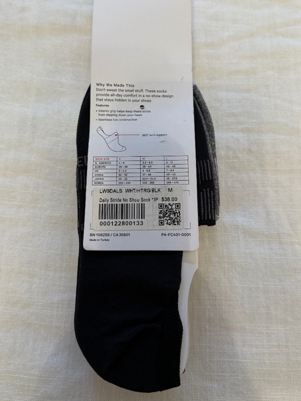 Brand New Lululemon 3 Pack "Daily Stride No Show Sock" Size Medium - Picture 2 of 4